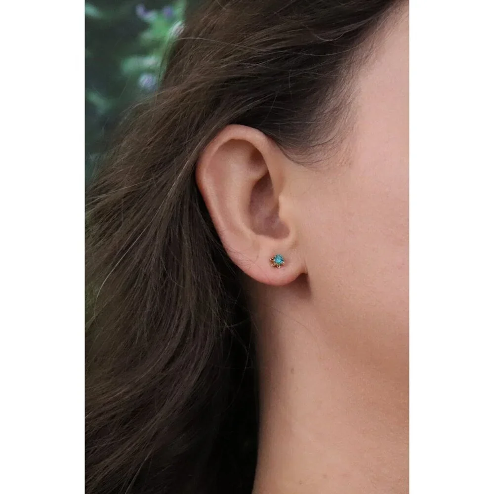 14k Yellow Gold Green Blue Teal CZ Earrings Stud Post 3/16" Flower Buttercup - Picture 2 of 9